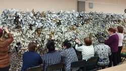 Жительницы сахалинского Синегорска плетут уникальные маскировочные сети