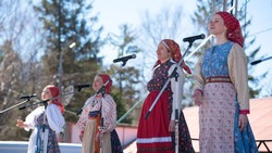 В городском парке Южно-Сахалинска провели праздник Русской культуры