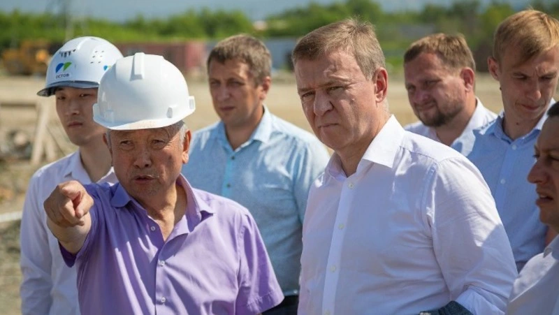 Строительство нового автобусного парка идет с опережением на три месяца