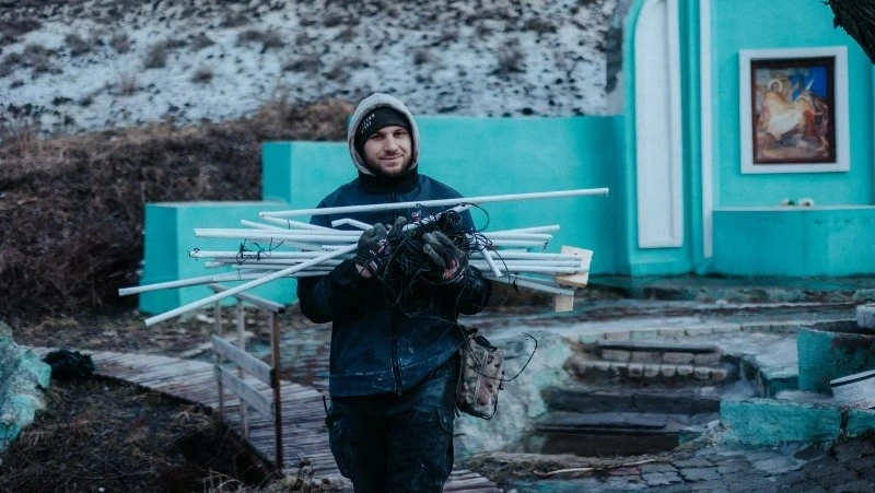 Сахалинские и архангельские добровольцы  две недели помогали жителям Донбасса