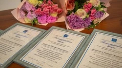В Южно-Сахалинске накануне 8 Марта поздравили серебряных волонтеров