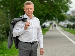 Мэр Южно-Сахалинска Сергей Надсадин рассказал о себе, своей семье и городе 
