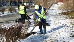 В Южно-Сахалинске проводится весенняя уборка общественных пространств