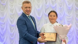 Cреди 16 лауреатов премии мэра Южно-Сахалинска самой юной оказалась  София Огай
