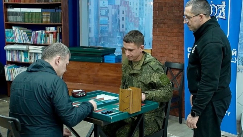 Тактика и мастерство: южносахалинцы готовятся к Кубку защитников Отечества по нардам