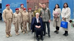  Сахалинская Команда Молодёжки Народного Фронта  приняла участие в акции «Поздравление ветерана»