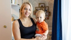 Южносахалинка Марина Горобченко совмещает работу и воспитание троих детей благодаря «Школе нянь»