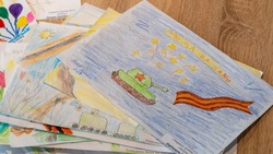 Рисунки и письма от детей из Южно-Сахалинска  передадут бойцам СВО