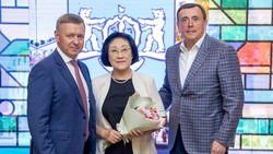 Многолетнюю работу сахалинской журналистки  Светланы Ким отметили почетной наградой