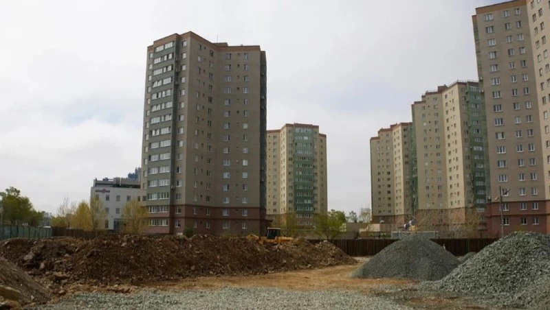 К озеленению нового сквера в Южно-Сахалинске подойдут комплексно