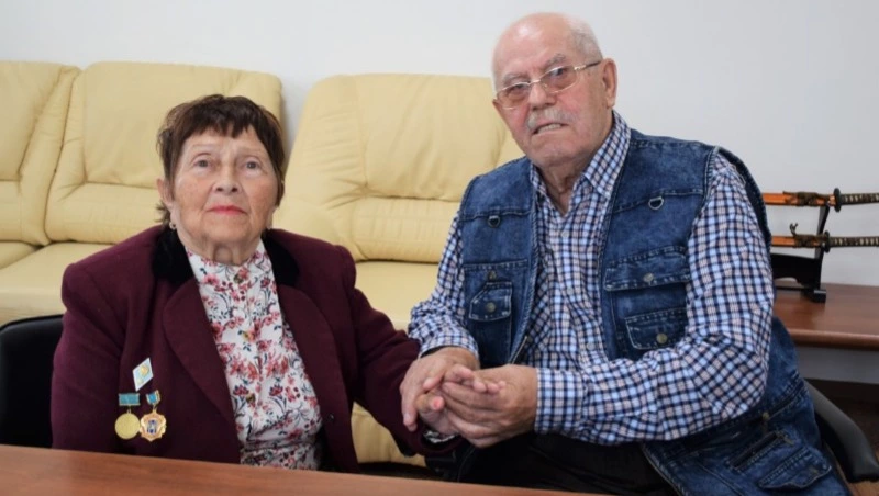 Южносахалинцы, отметившие бриллиантовую свадьбу, рассказали о своей семье