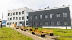 В селе Дальнее завершается строительство нового отделения поликлиники