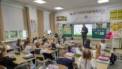 «БумБатл» пришел в южно-сахалинские школы: первоклассники своими руками создали бумагу из макулатуры