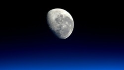 Новолуние 10 марта 2024 года: каким трем знакам зодиака повезет в любви