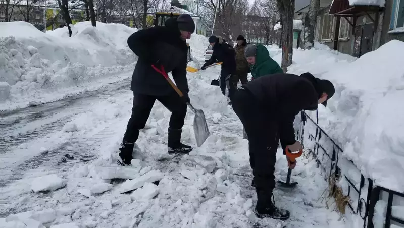 Рецепты постепенного оздоровления сферы ЖКХ предложили общественники областного центра