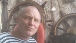 Писатель-маринист Юрий Крутских  с волнением ждет встречи с Сахалином 