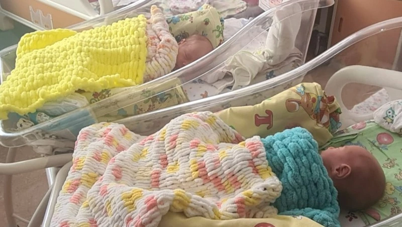 10 пар двойняшек родились на Сахалине с начала года