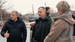 Юрий Трутнев проверил, как сахалинцы восстанавливают подшефный Шахтерск в ДНР