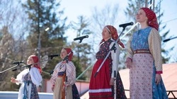В городском парке Южно-Сахалинска провели праздник Русской культуры