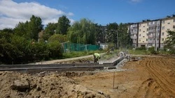 В Южно-Сахалинске ещё один двор капитально преобразится к сентябрю