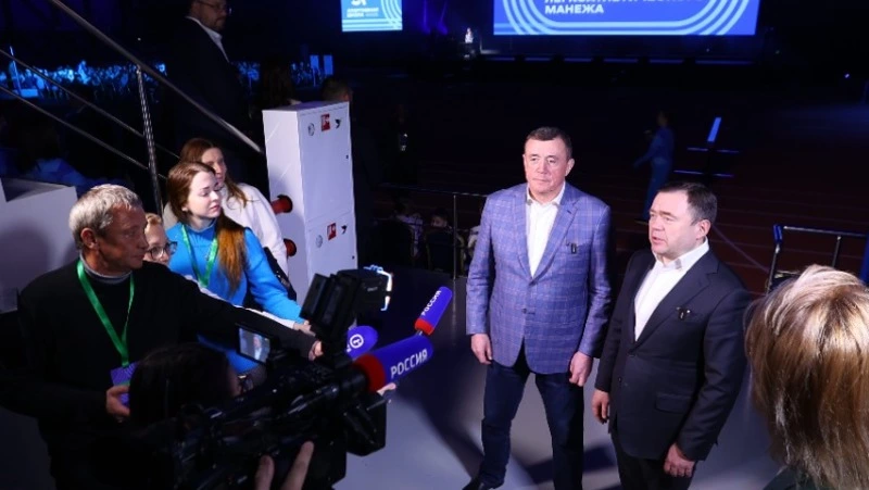 На Сахалине торжественно открыли легкоатлетический манеж