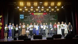 В Южно-Сахалинске вручили медали лучшим выпускникам