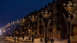 На Коммунистическом проспекте в Южно-Сахалинске завершается масштабная замена освещения