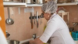 Многодетная семья из Южно-Сахалинска получила арендное жилье от муниципалитета