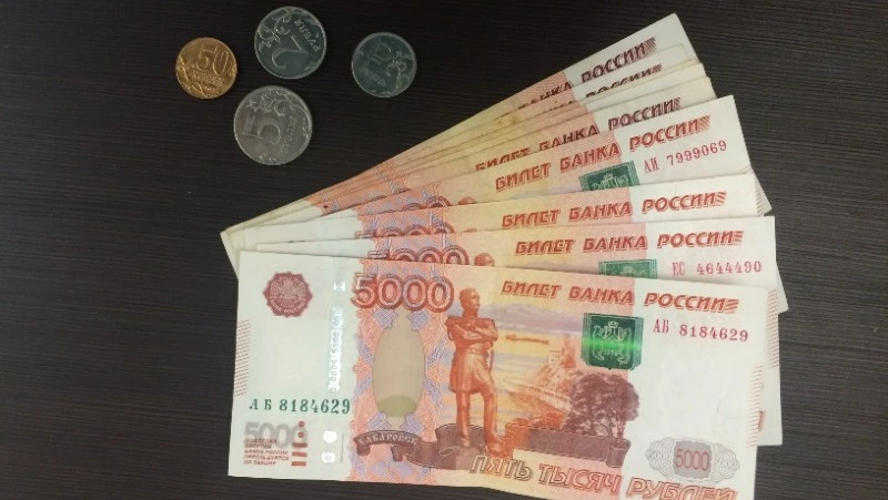 Повышение пенсий и новые правила общения с должниками: что изменится в жизни россиян с августа 2024 