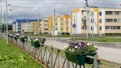 Улицы Дальнего украшают цветами