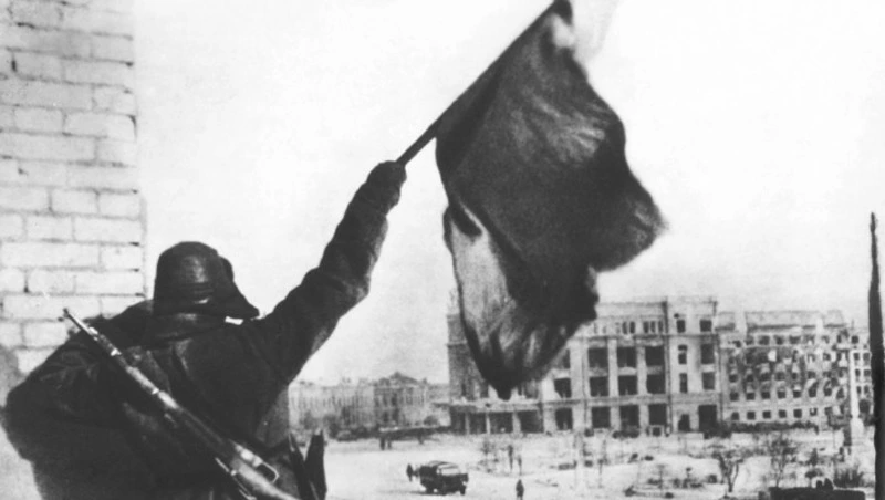 Бессмертный полк России ждет портреты и истории героев Сталинграда