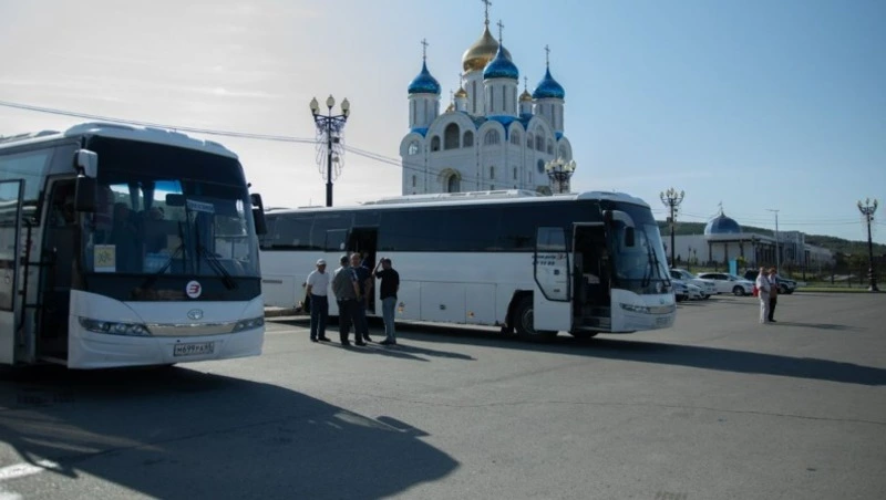 Почти 200 южносахалинцев выехали на озеро благодаря  акции «На солнечной поляночке»