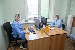 Десять врачей из других регионов хотят пригласить работать в Сахалинскую область 