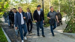 Мэр Сергей Надсадин и губернатор Валерий Лимаренко обсудили перспективы развития ботанического сада