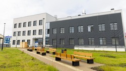 В селе Дальнее завершается строительство нового отделения поликлиники