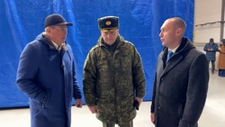 Губернатор Валерий Лимаренко передал новую партию спецтехники военным в зону СВО
