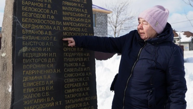 Деньги на строительство стелы в честь дальненцев - ветеранов ВОВ собирали всем миром