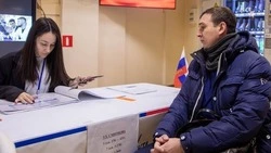 Жители Сахалина поделились мнением о важности участия в выборах президента-2024