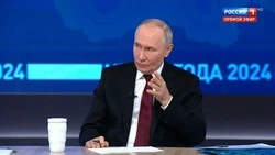 Президент РФ Владимир Путин анонсировал продолжение льготных ипотечных программ