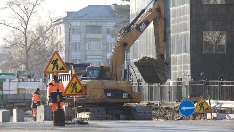 Ремонт первого участка проспекта Мира в Южно-Сахалинске завершится в течение месяца