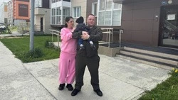 На Сахалине еще одна семья участников СВО приобрела квартиру благодаря льготной ипотечной программе