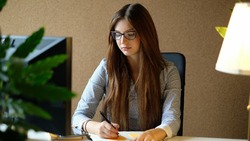 День снабженца-2024: история праздника, интересные факты