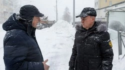 Мэр Сергей Надсадин провел оперативный штаб по прохождению циклона и проконтролировал ход расчистки 